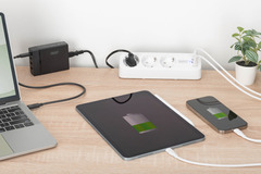 DIGITUS 3-fach Office-Steckdosenl. mit 2xUSB-A und 1x USB C w.