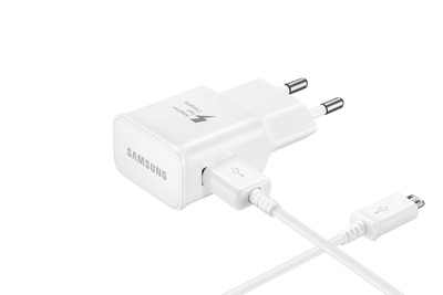 Samsung Schnellladegerät EP-TA20 Micro-USB und USB-Port, Weiß
