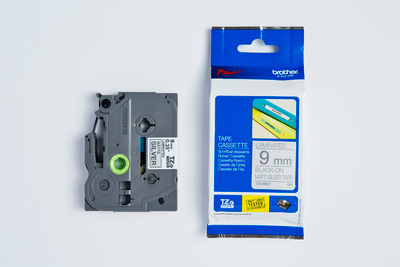 Brother TZe-M921 silber-metallic /schwarz, 9 mm 8 m laminiert